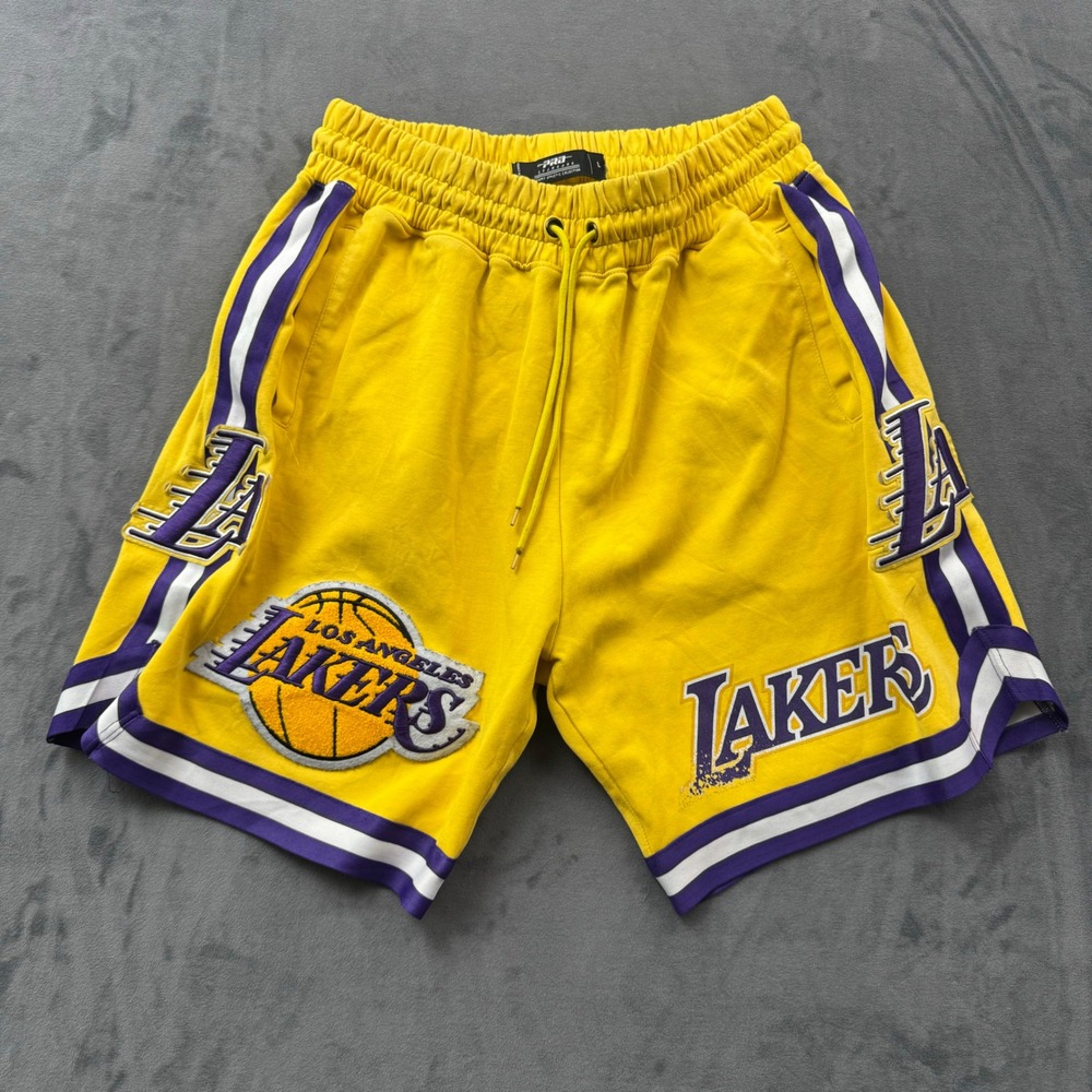 Pro Standard Los Angeles Lakers Yellow Chenille Patch Fleece Shorts Mens Large